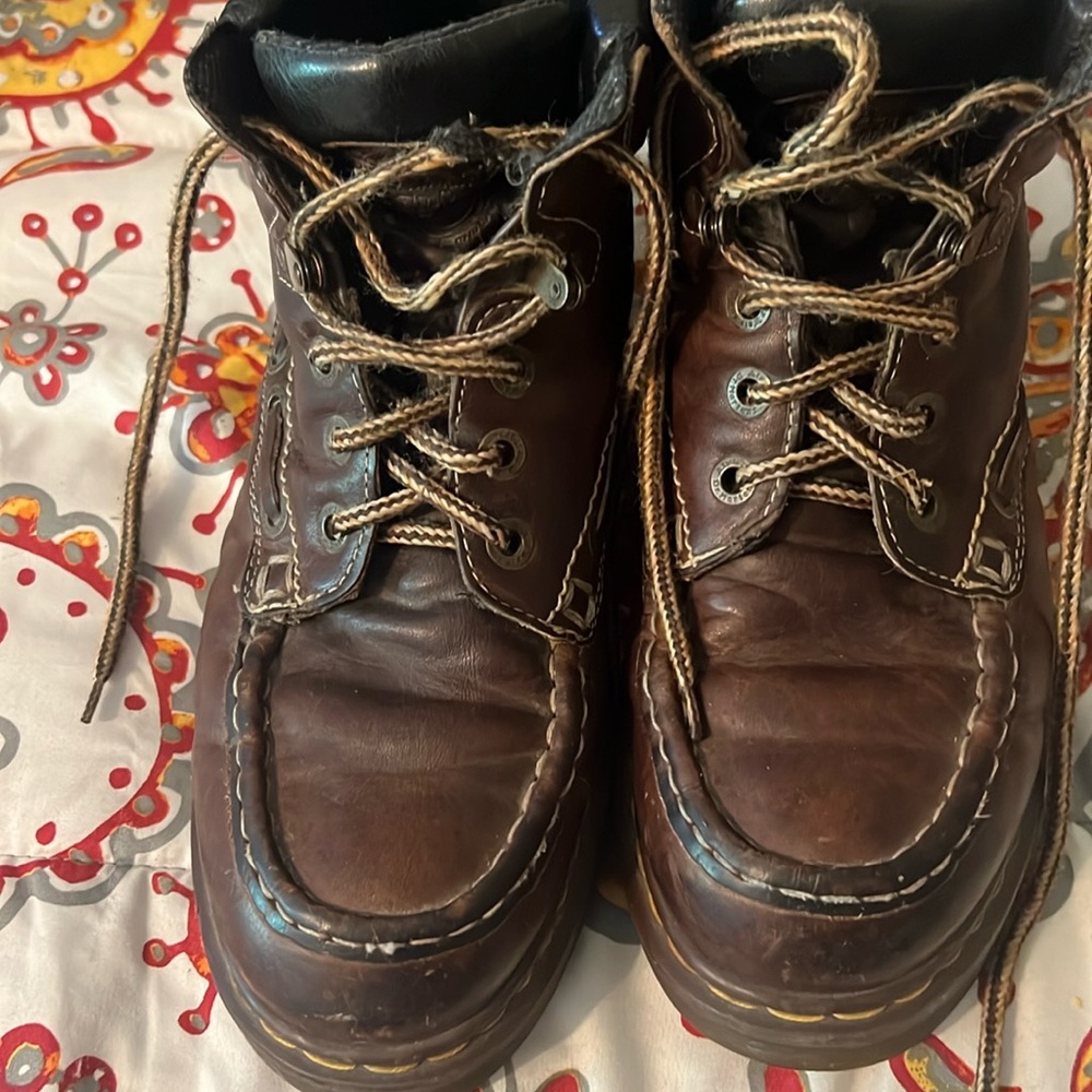 Dr. Martens men’s 9 boot